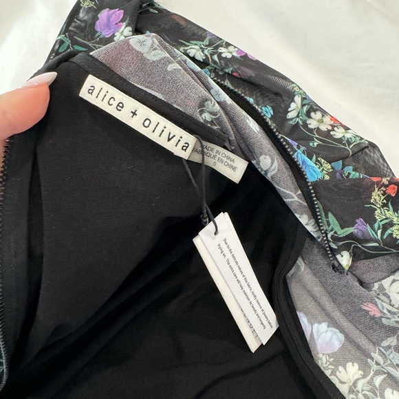 Alice + Olivia Black lace Floral Dress midi gorgeous dress - Picture 7 of 9